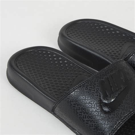 nike benassi jdi sliders.